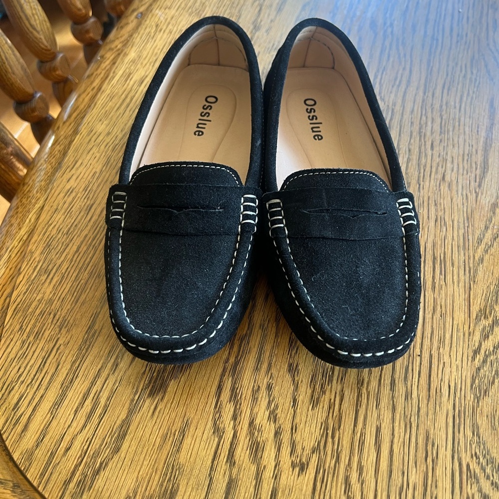 Osslue Black Suede Women's Loafers